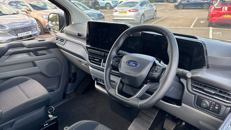 Ford Tourneo Custom 320 L1 Diesel Fwd 2.0 EcoBlue 136ps H1 Zetec 8 seater Auto